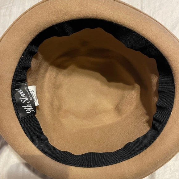 Stylish Tan Fedora Hat with Ribbon 100% Wool - 9th Street by Levine Hats XL 61Cm - Picture 4 of 5